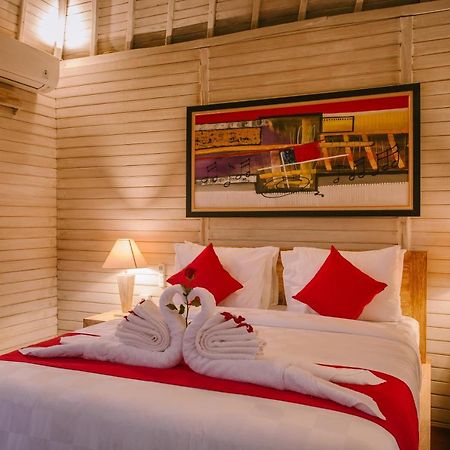 Aget Private Pool Villa Nusa Penida Toyapakeh Экстерьер фото